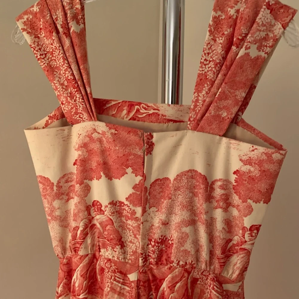 Toile red and white dress - Picture 3 of 11